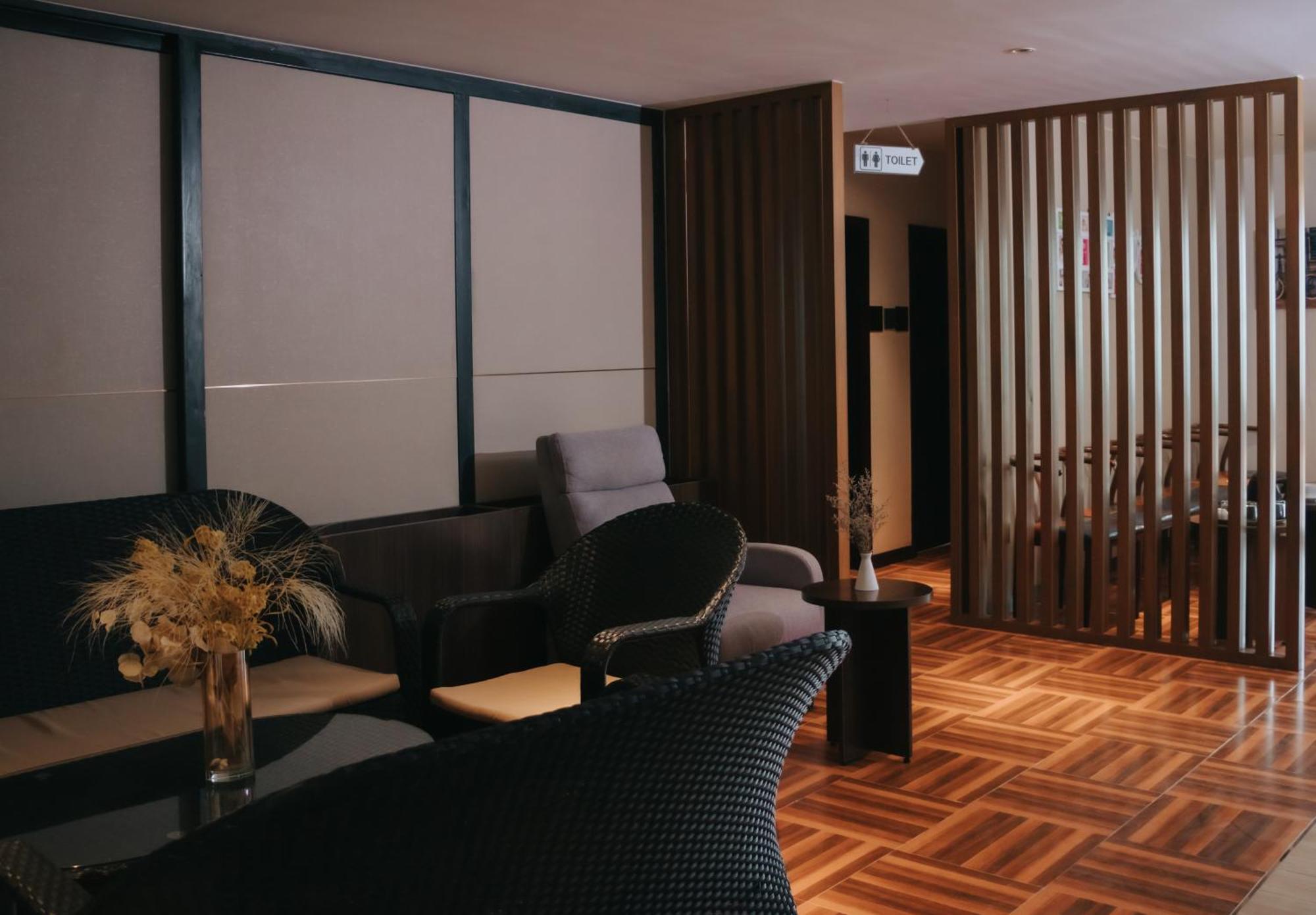 Riverside Hotel Виентиане Екстериор снимка