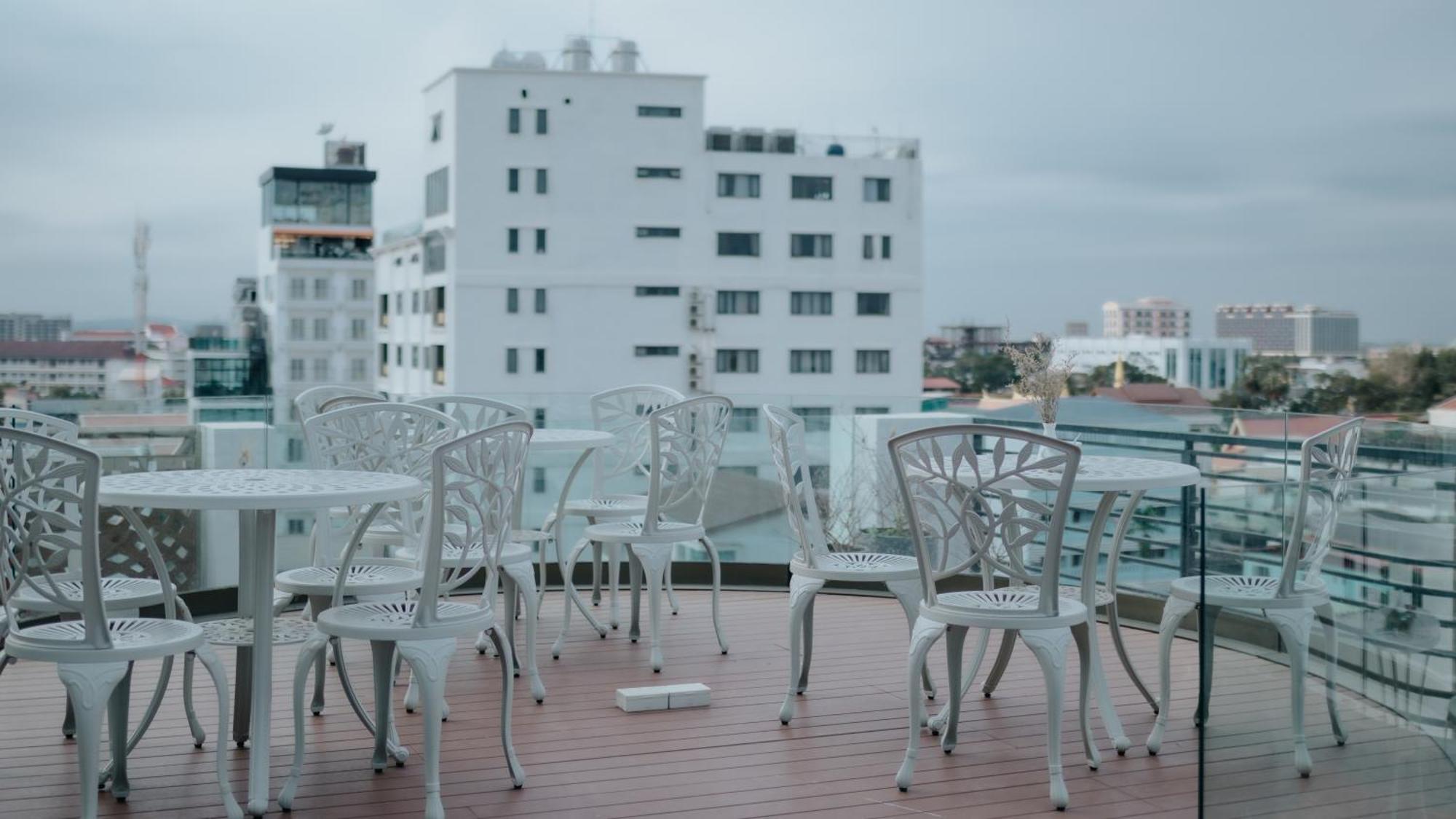 Riverside Hotel Виентиане Екстериор снимка