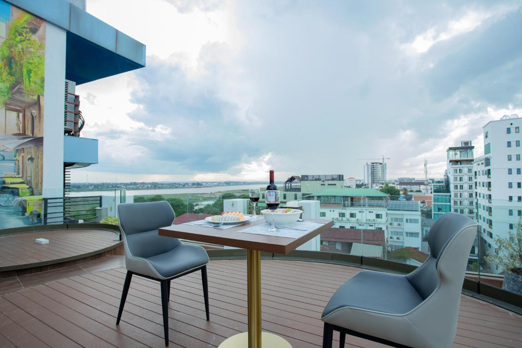 Riverside Hotel Виентиане Екстериор снимка
