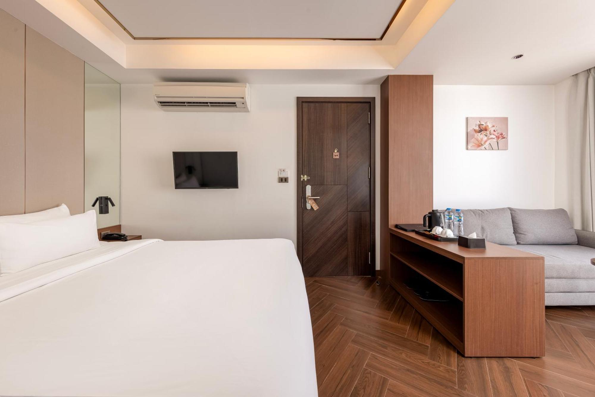 Riverside Hotel Виентиане Екстериор снимка